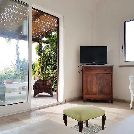 Paralia House