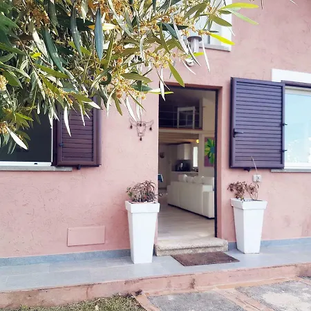 Paralia House Vila