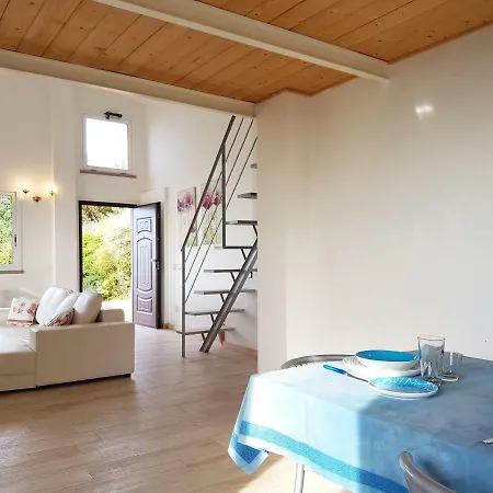 Paralia House * Parghelia